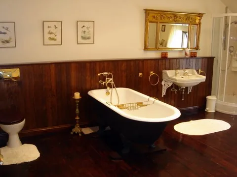 Victorian bathroom with free-standing bath